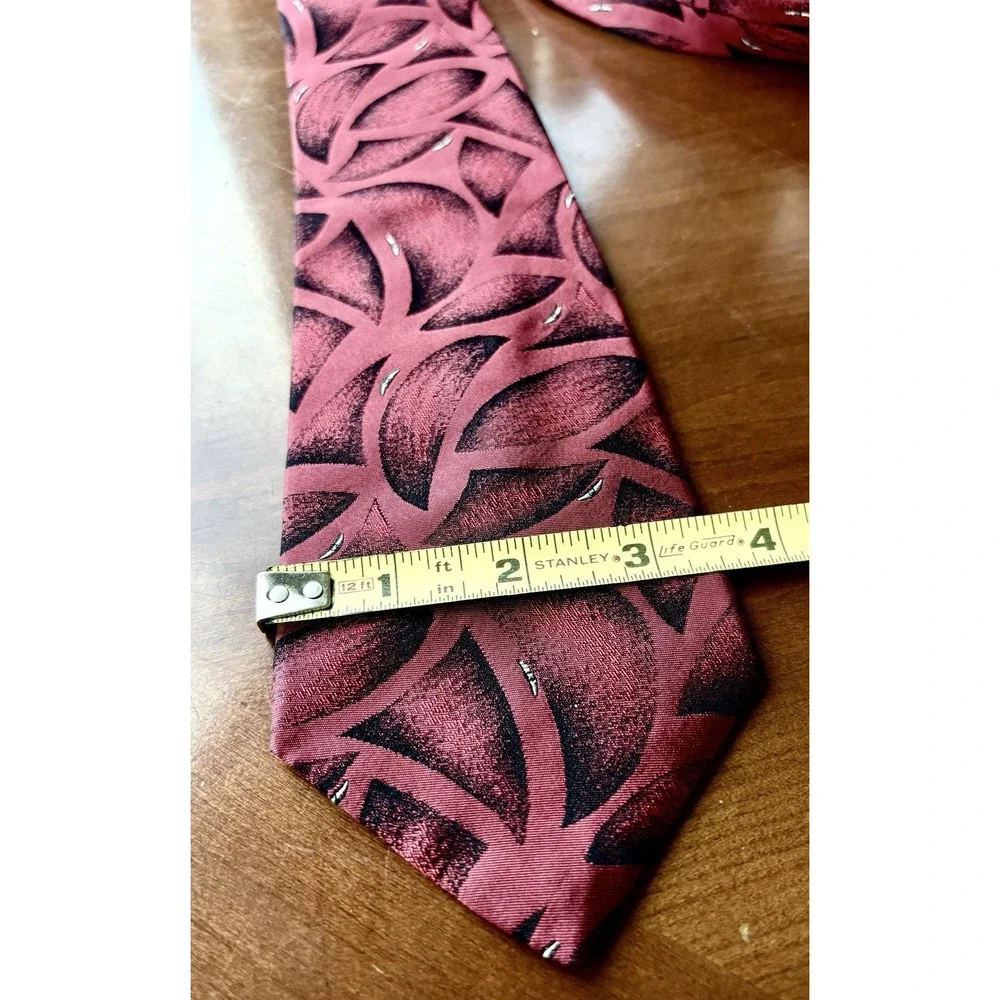 Vintage Mario Valentino Men's Silk Necktie Red Geometric Retro 80s 90s
